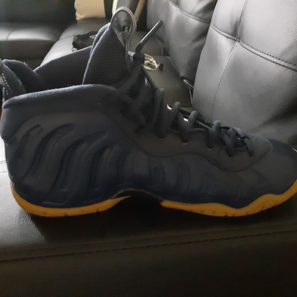 Sneaker